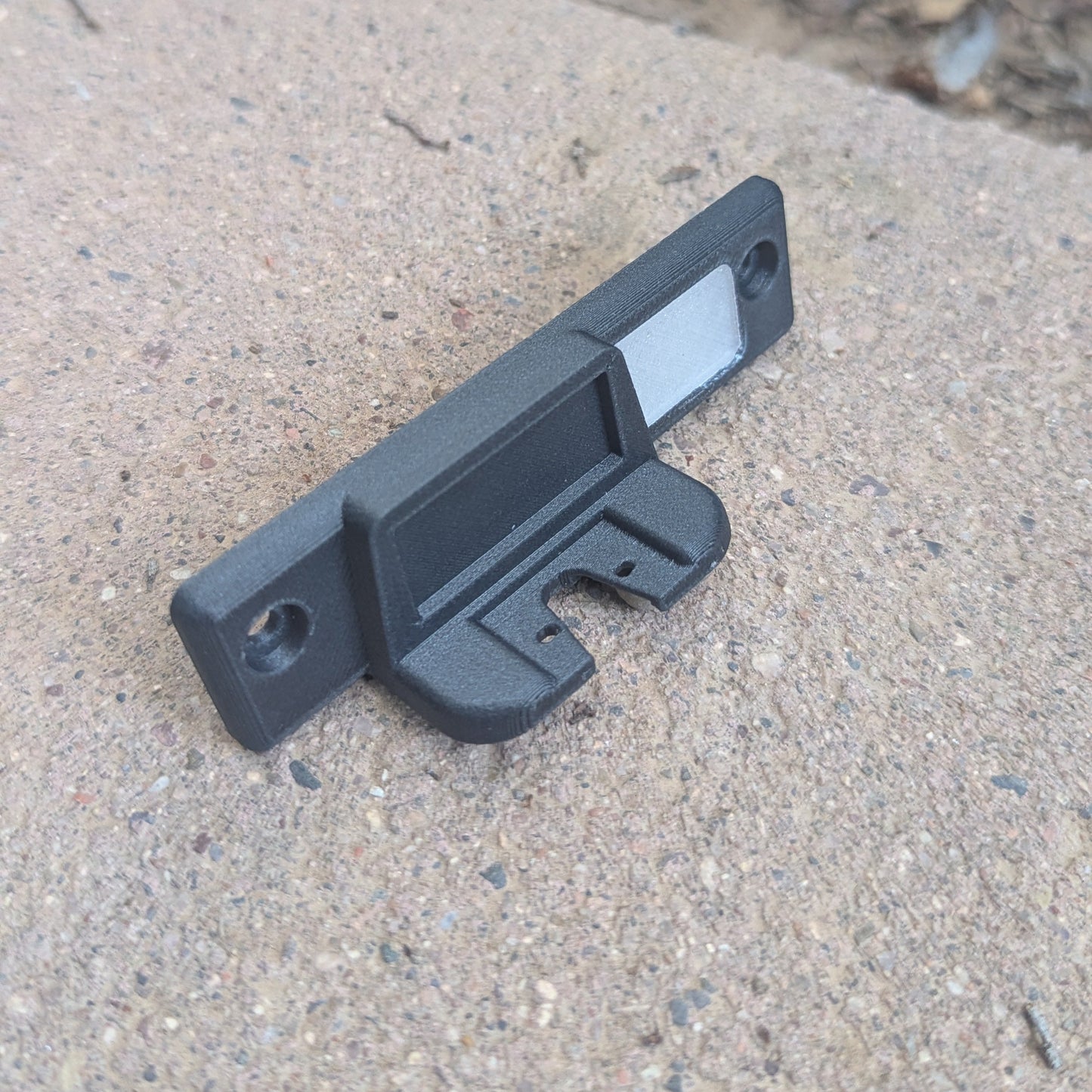 License Plate Camera (LPC) Mount: 1996-2002 Toyota 4runner