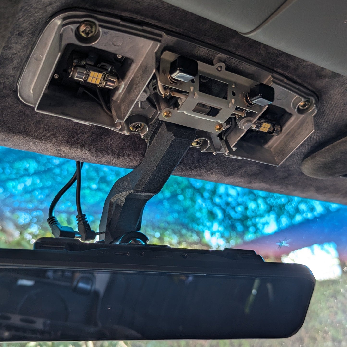 DMM: Digital Mirror Mount & Arm (PRO-WM01)